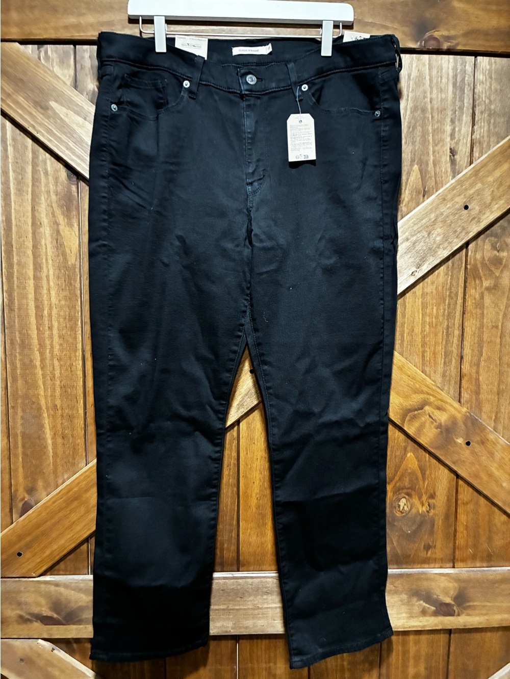 Levi’s Ladies Straight Leg Stretchy Jeans